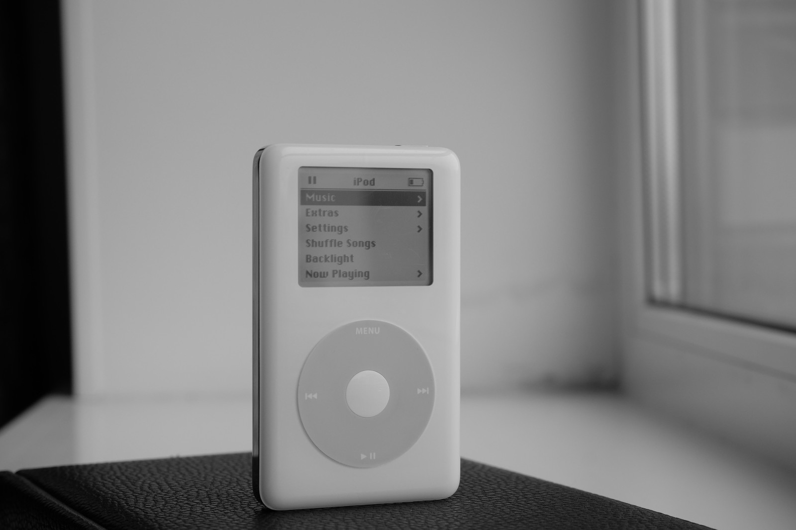 Cover image for How the iPod changed everything