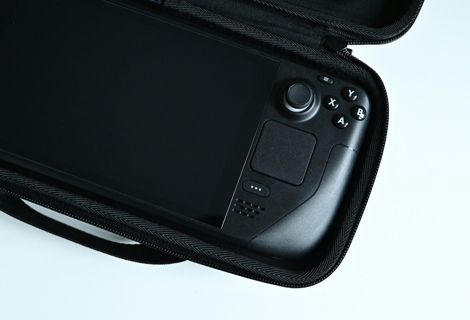 Cover image for Move over, console wars – the battle for AAA portable gaming is coming