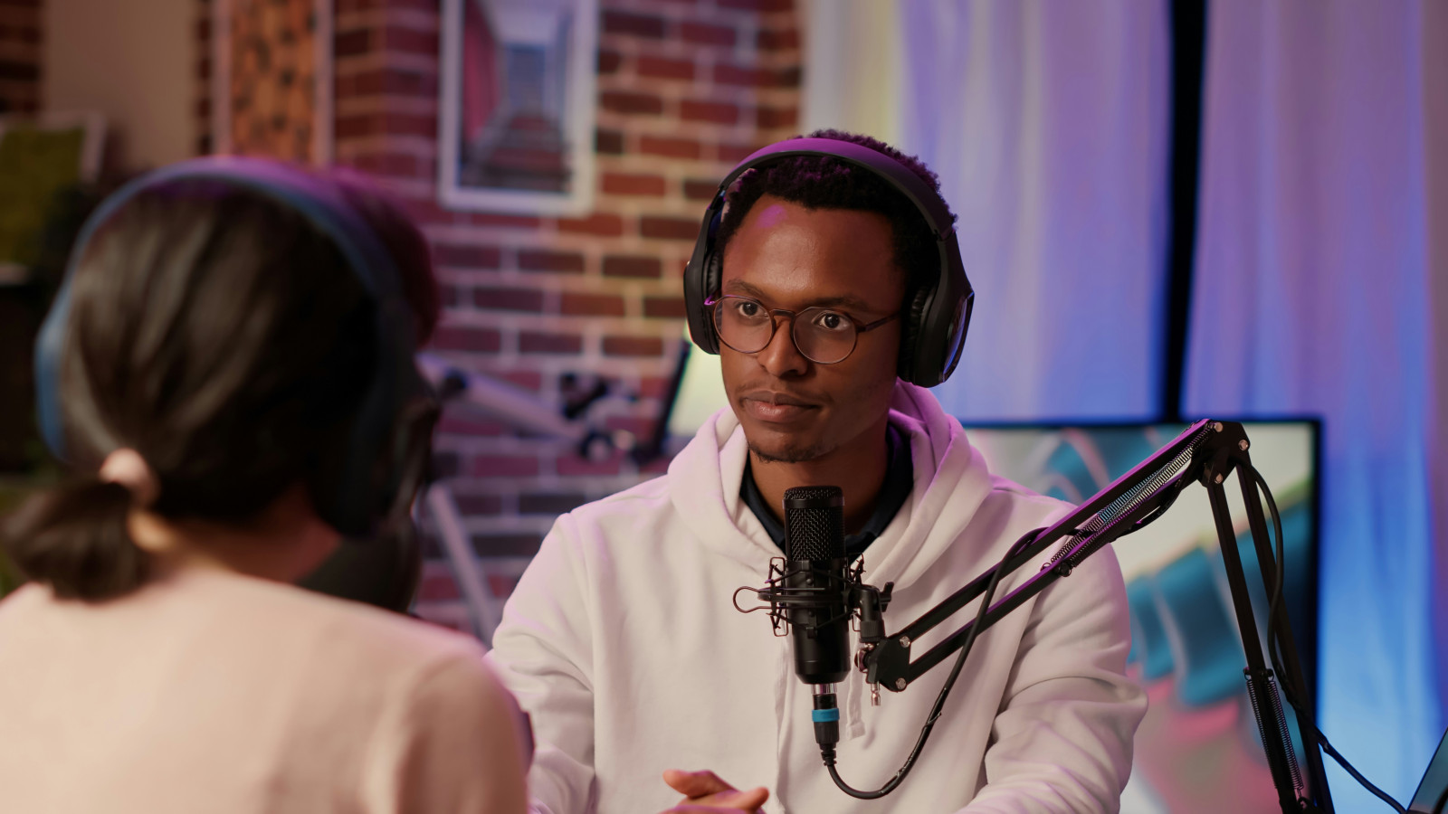 Cover image for Is Spotify’s acquisition of Gimlet (the ‘HBO for audio’) the beginning of the audio influencer boom?