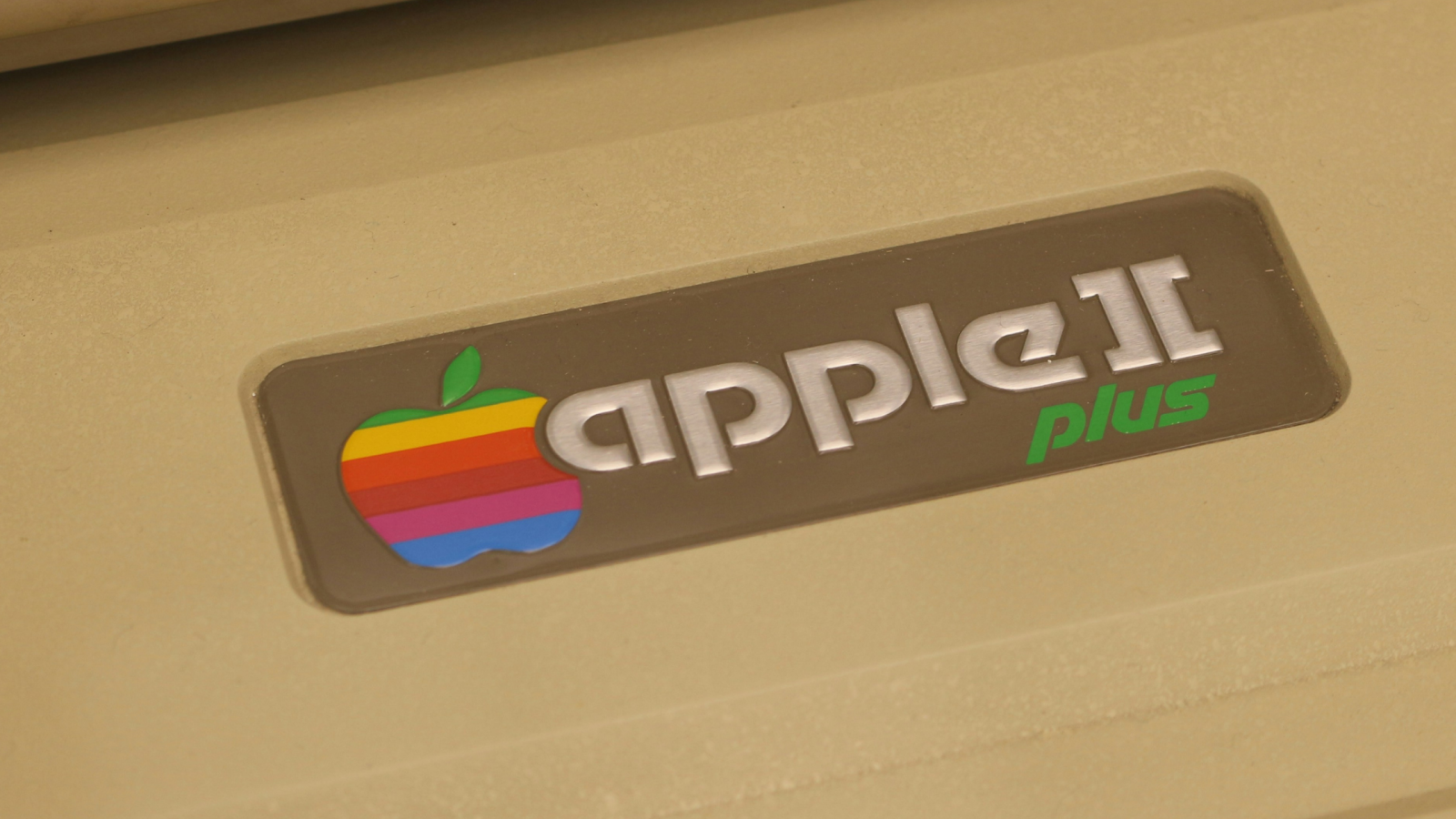 Cover image for Apple joins the games subscription race with Arcade